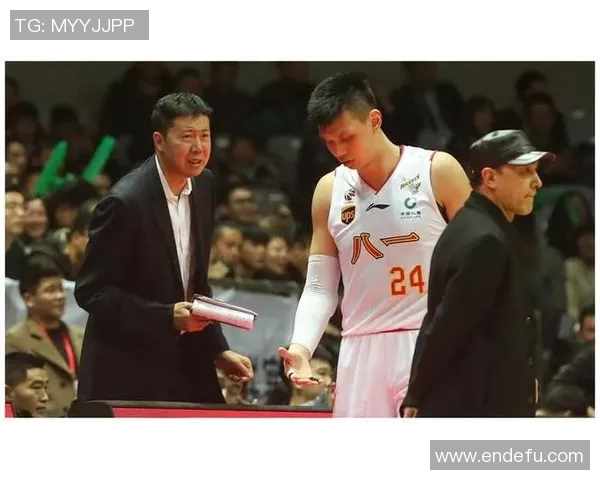 闫鹏飞盖帽总数达到429次,升至CBA历史第20位 闫鹏飞盖帽总数达到429次,升至CBA历史第20位