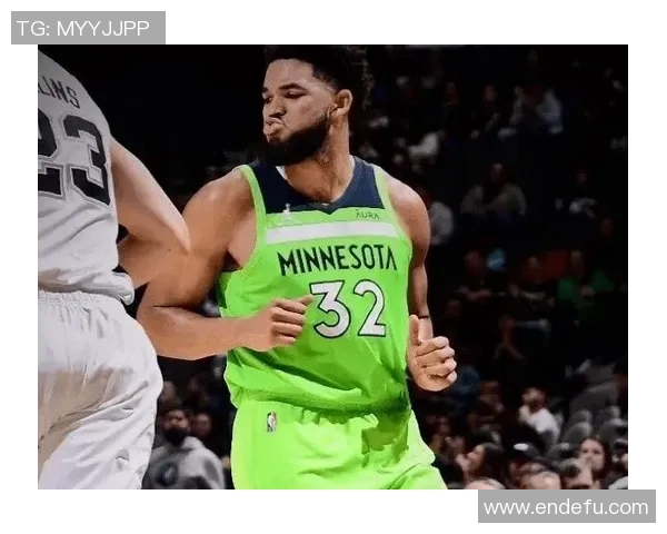 予取予求！马克西半场9中7轰下23分 三分6中4