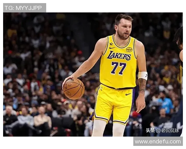 湖人113-120掘金2喜2忧!海斯+八村垒太好用,东契奇末节再现弊端